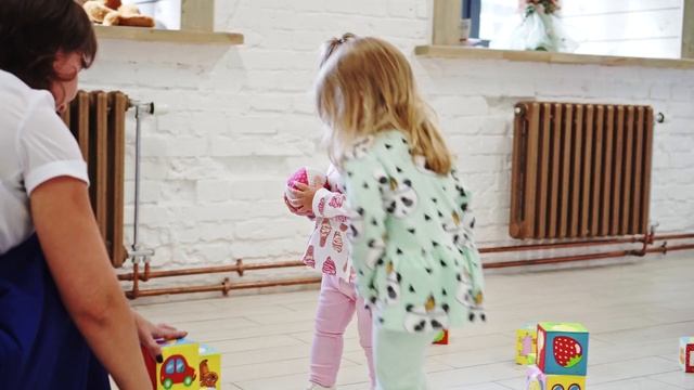 Дети любят Мякиши! Активные игры для детей! смотреть онлайн