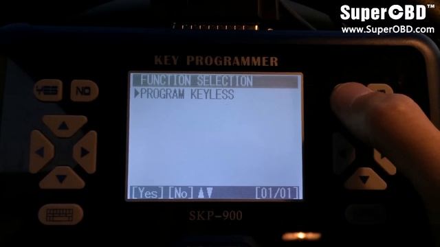 Program a KIA K5 smart key by using SKP-900 key programmer смотреть онлайн