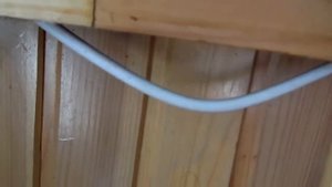 Преимущества и недостатки открытой проводки в дачном домике Хозяин в доме