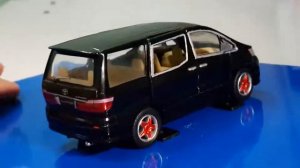 Toyota Alphard 2005 DieCast Kinsmart 1:36