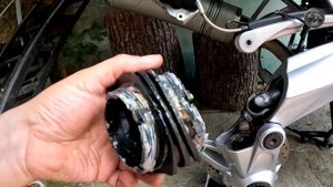BMW r1200gs - замена масла в коробке и редукторе