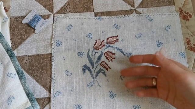 Цветочное настроение,вышивка по мотивам Дигуэна.Прикладная вышивка.