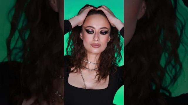 СТРЕЛКА С ЭФФЕКТОМ ТЕЙПОВ смотреть онлайн