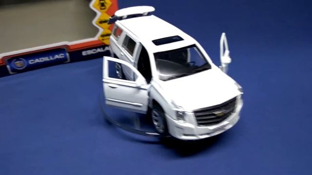 Cadillac Escalade - моделька в масштабе, 3D обзор (Технопарк) смотреть онлайн