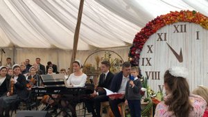 Под горой смоковница растёт