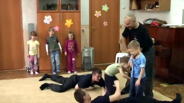 Игра Крокодилы и цапли. Игровое занятие "Отцы и дети" смотреть онлайн