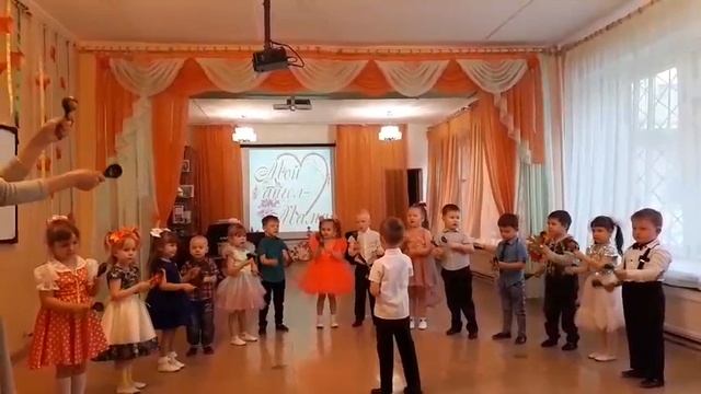 Оркестр"Ложки-поварёшки", средняя группа "Игрушки", МБДОУ 65 смотреть онлайн