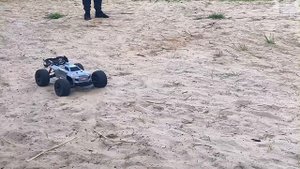 Покатушки Arrma KRATON vs Outcast 6S don't just bash blast. 4 year old child runs Arrma Kraton 6s
