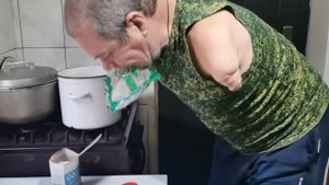 Как я готовлю пельмени без рук? Сейчас я вам всё покажу