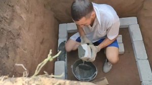 Новый уличный туалет в деревне