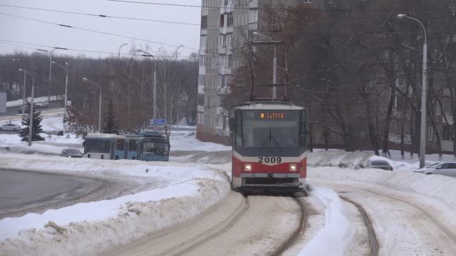 черниковка 8 марта 2023 путешествие пешком по городу днем в черниковке.блог блоггер