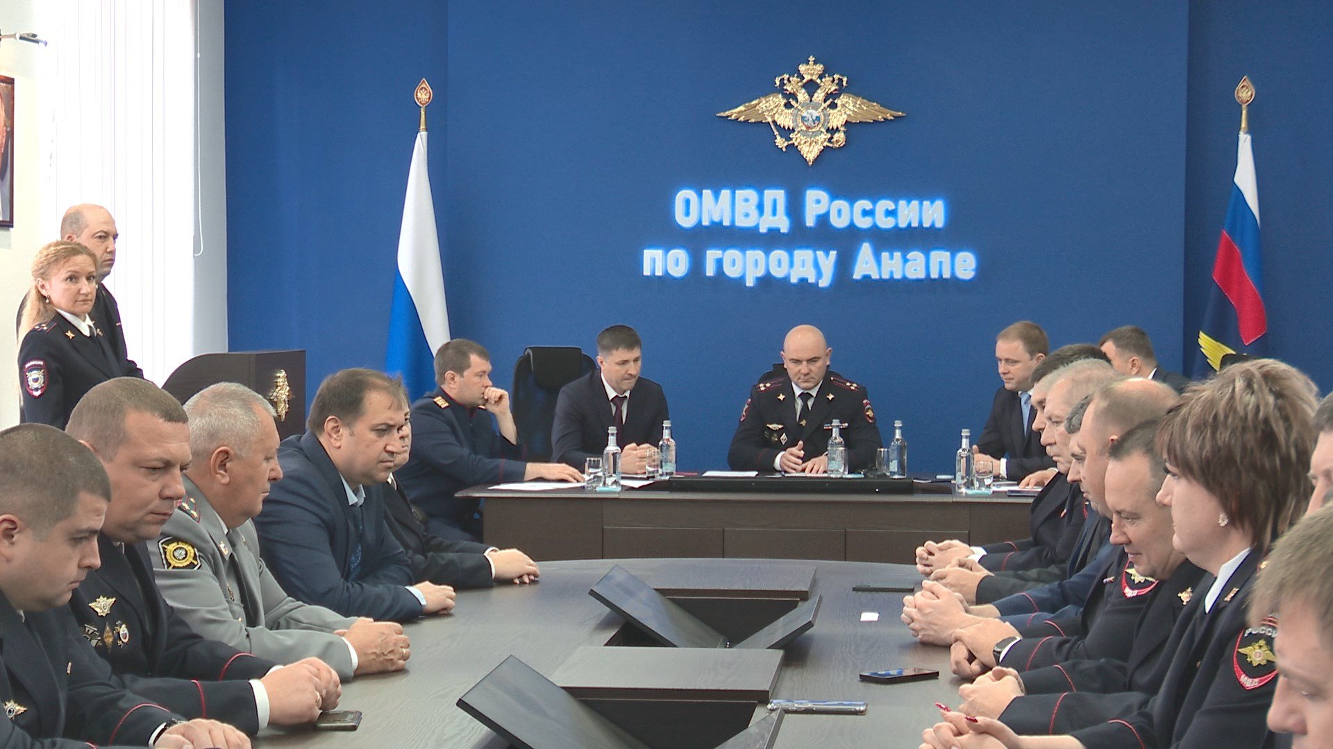 Сотрудники органов внутренних дел отметили свой профессиональный праздник