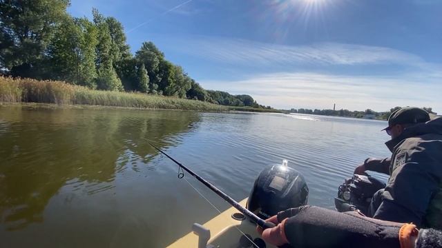 Трудовая рыбалка на реке Пярну! смотреть онлайн