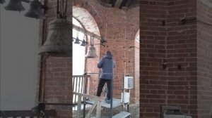 Колокольный звон.