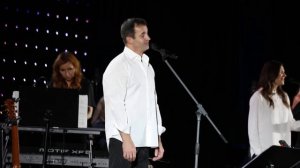 Дмитрий Певцов - «Большой мир» (к/ф «Отроки во вселенной»)