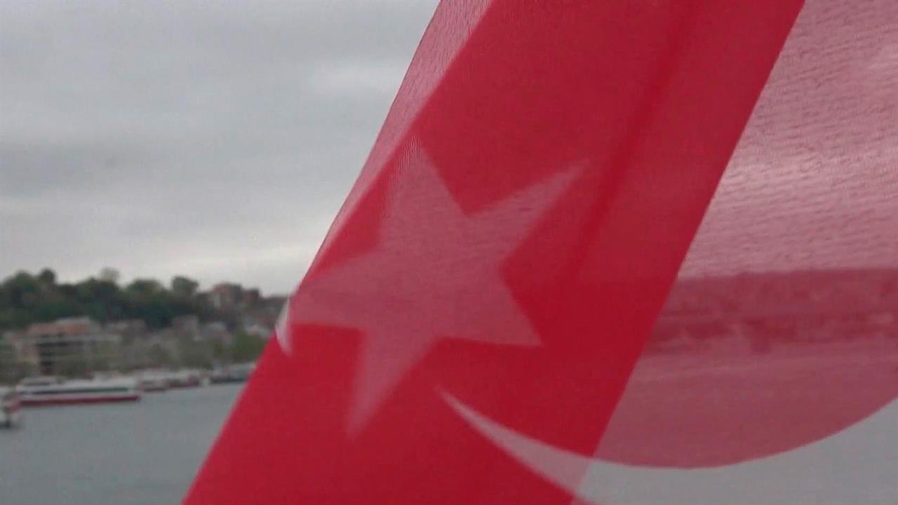 В Турции финал агитационного марафона на президентских и парламентских выборах