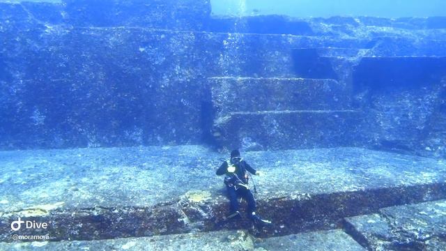Yonaguni Undersea Monument 与那国島海底地形（与那国島海底遺跡）