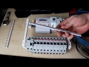 Ремонт в хрущевке, своими руками, собираю электрический щиток. Для двухкомнатной квартиры.