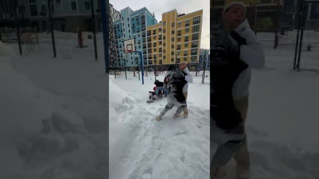 женя лизогуб и гуфи подрались смотреть онлайн