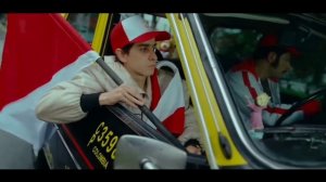 Единственная Девочка В Школе Для Мальчиков Соблазняет Их Всех, и Они Влюбляются в Нее