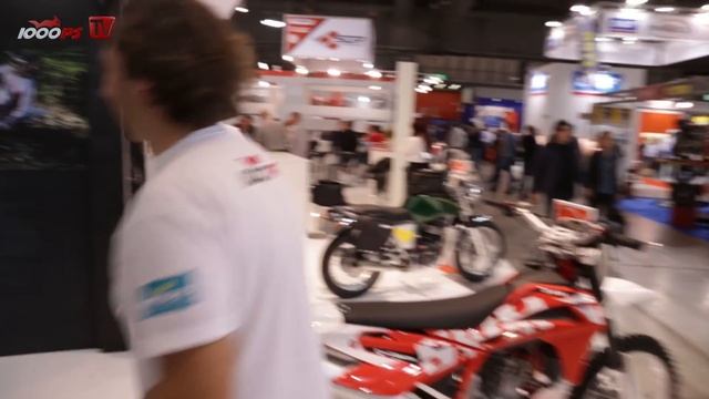 SWM Neuheiten 2017 - Vaulis Motorrad Neuheiten смотреть онлайн