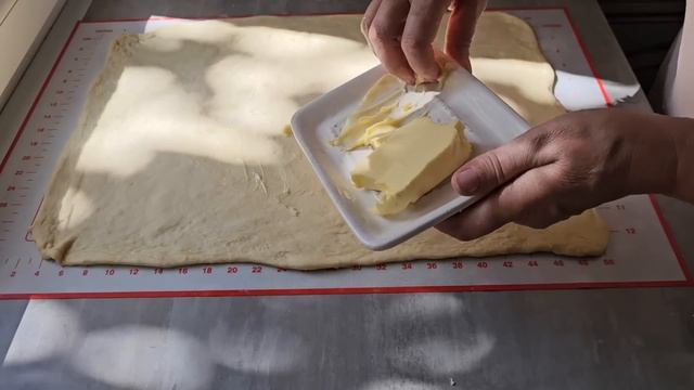 Сдобная выпечка на закваске Левито Мадре.Садом заниматься некогда... смотреть онлайн