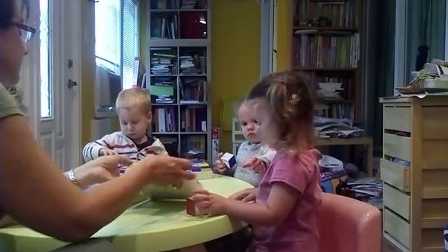Развивающее занятие с детьми 2х-3х лет.  Развите речи. Общее развитие. September 5, 2016