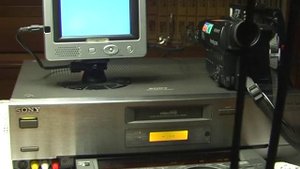 Sony Hi8 EV-S9000E problema videoregistratore (videorecorder issue)