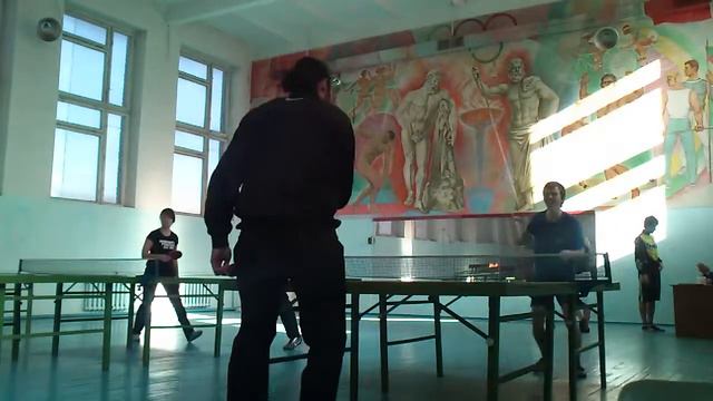 Теннис Настольный ( 2 нубика ) Ping Pong ( 2 newbees ) смотреть онлайн