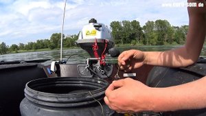 КАК ПОЙМАТЬ СОМА на донку с подводным поплавком на живца. Рыбалка на сома весной