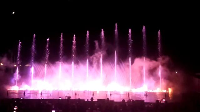 Танцующие фонтаны в Протарасе смотреть онлайн
