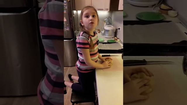 Готовим песочное песочное печенье из мясорубки? смотреть онлайн