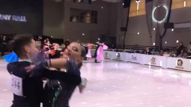 Квикстеп финал ю-1С смотреть онлайн