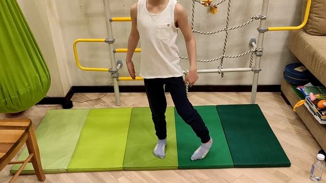 Зарядка дома 1 класс!