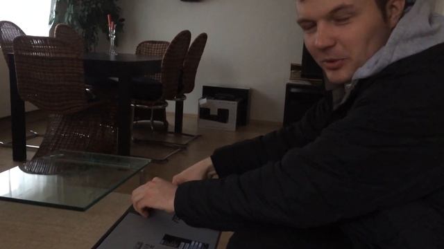 Распаковка посылки и обзор нетбука ASUS F205T ( F205TA ) смотреть онлайн