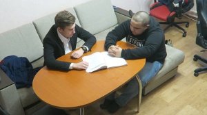 Проверка РЕПЕТИТОРА по английскому. Что он себе позволяет. Когда родителей нет дома