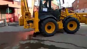 Демонстрация работы крабовый ход! Экскаватора-погрузчика LiuGong CLG777A-S Часть 1.mp4