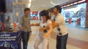 ШЛЕМ ВИРТУАЛЬНОЙ РЕАЛЬНОСТИ.РЕАКЦИЯ.