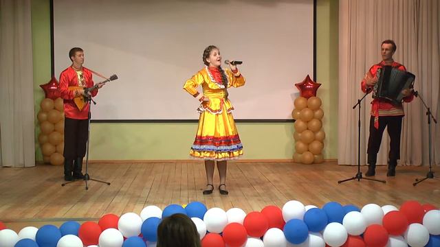 "Из-за горочки туманец выходил" - исп. Космачева Надежда смотреть онлайн