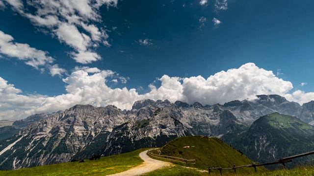 Twister- Country Music смотреть онлайн