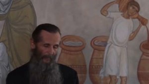 Разъяснение как правильно креститься.
