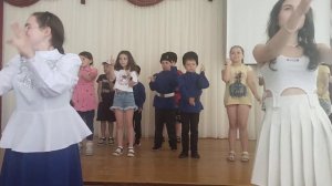 Мы танцуем чику-рику