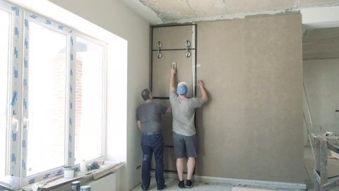 Монтаж большого керамогранита.