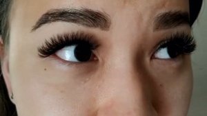 Объем 2 D/КУКОЛЬНЫЙ ЭФФЕКТ В НАРАЩИВАНИИ РЕСНИЦ