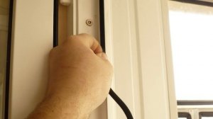 ЧЕМ МЫТЬ ОКНА, ЧТОБЫ ОНИ НЕ ПОТЕЛИ