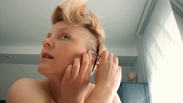брею голову/ стрижка во время карантина☺ #сидиДома