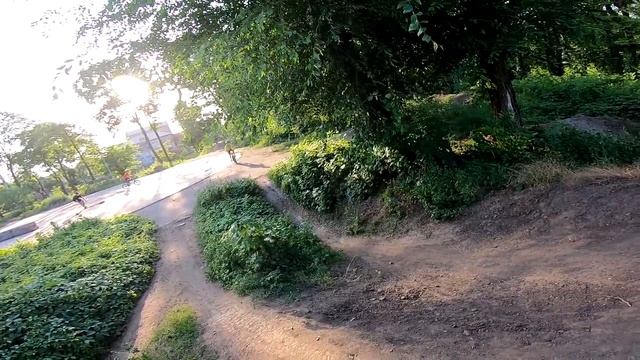 Я ПОДАРИЛ Подписчику BMX а Он Его Кидает Через... смотреть онлайн