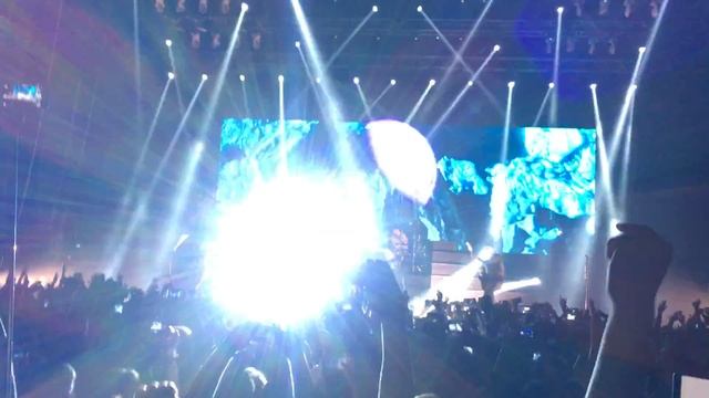 25.10.15 Ледовый Дворец FALL OUT BOY-Irresistible смотреть онлайн