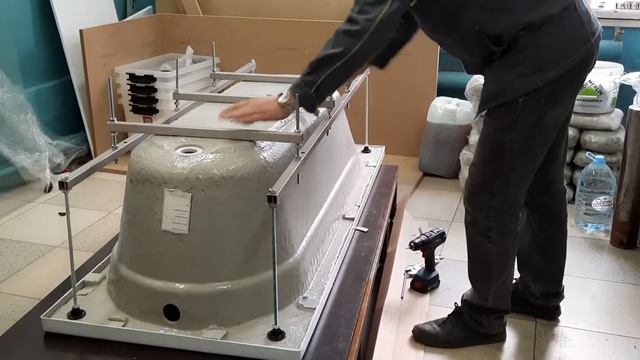 Установка каркаса Univercal на ванну Grace смотреть онлайн