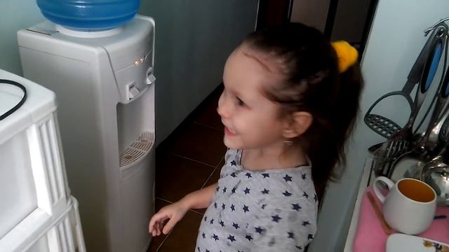 Сок Лимона попал в глаза смотреть онлайн